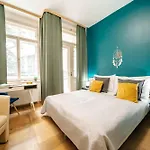 Διαμέρισμα Cityscape Charm Spacious 3 Bedroom Haven For 7