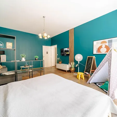 Cityscape Charm Spacious 3 Bedroom Haven For 7 Apartman