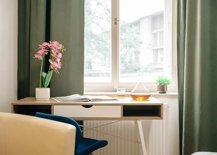 Apartmán Cityscape Charm Spacious 3 Bedroom Haven For 7 *