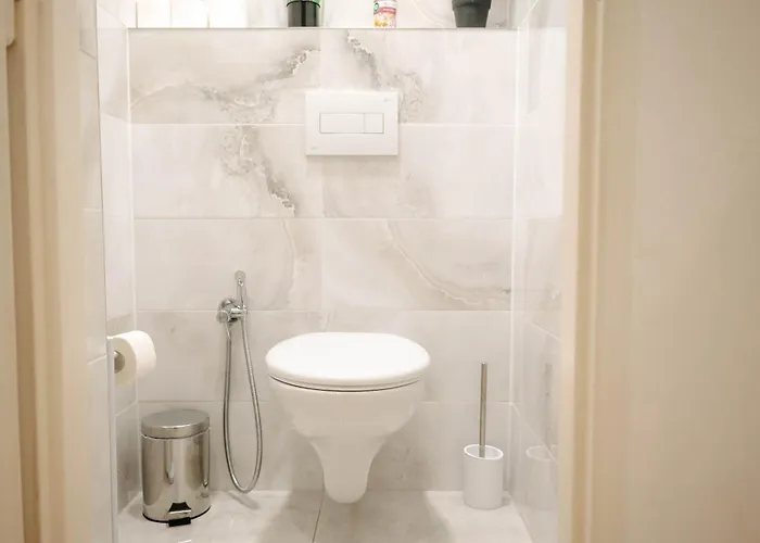 Cityscape Charm Spacious 3 Bedroom Haven For 7 * Praha